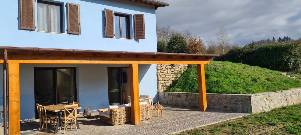 Villa Azzurra Immersa Nel Verde Tra Firenze, Arezzo E Siena تيرانووفا براتشولي المظهر الخارجي الصورة