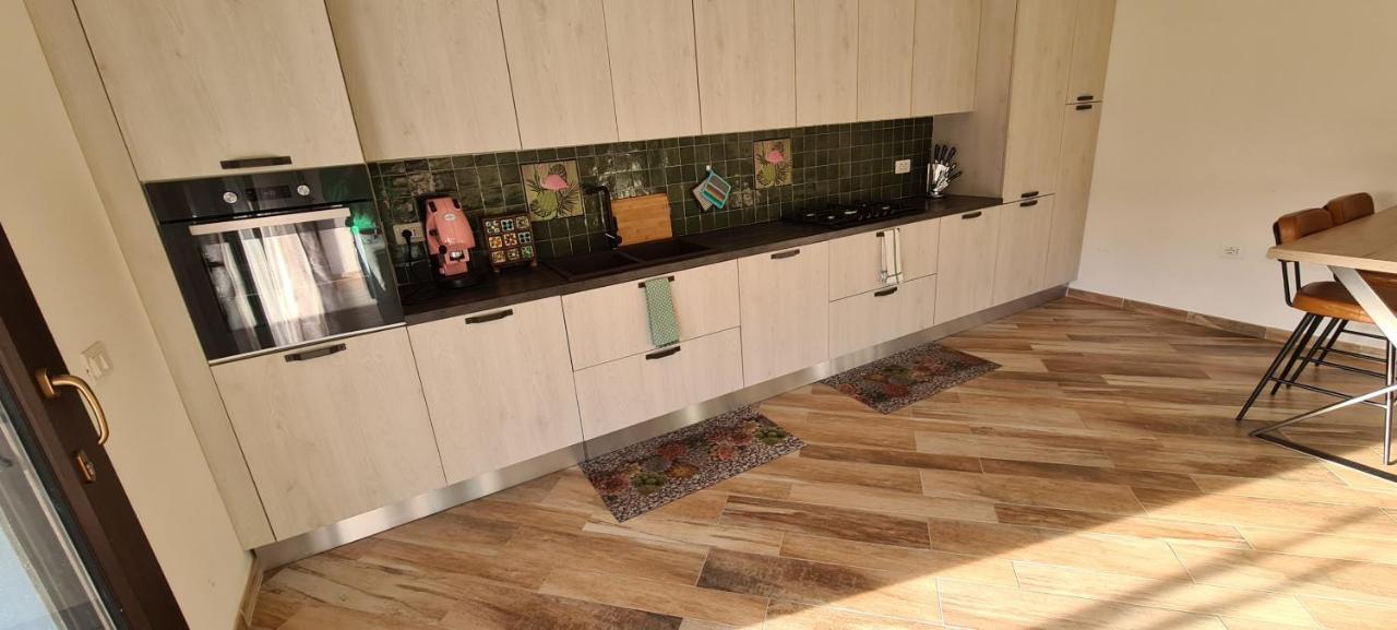Villa Azzurra Immersa Nel Verde Tra Firenze, Arezzo E Siena تيرانووفا براتشولي المظهر الخارجي الصورة