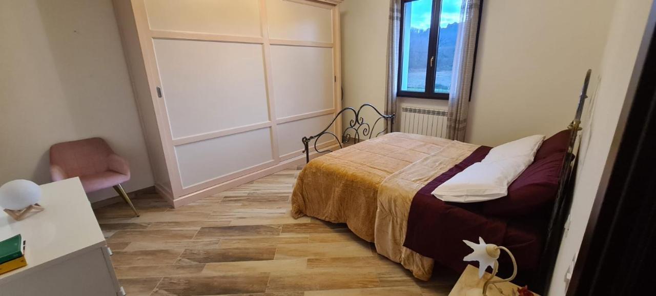 Villa Azzurra Immersa Nel Verde Tra Firenze, Arezzo E Siena تيرانووفا براتشولي المظهر الخارجي الصورة